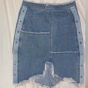 Denim skirt